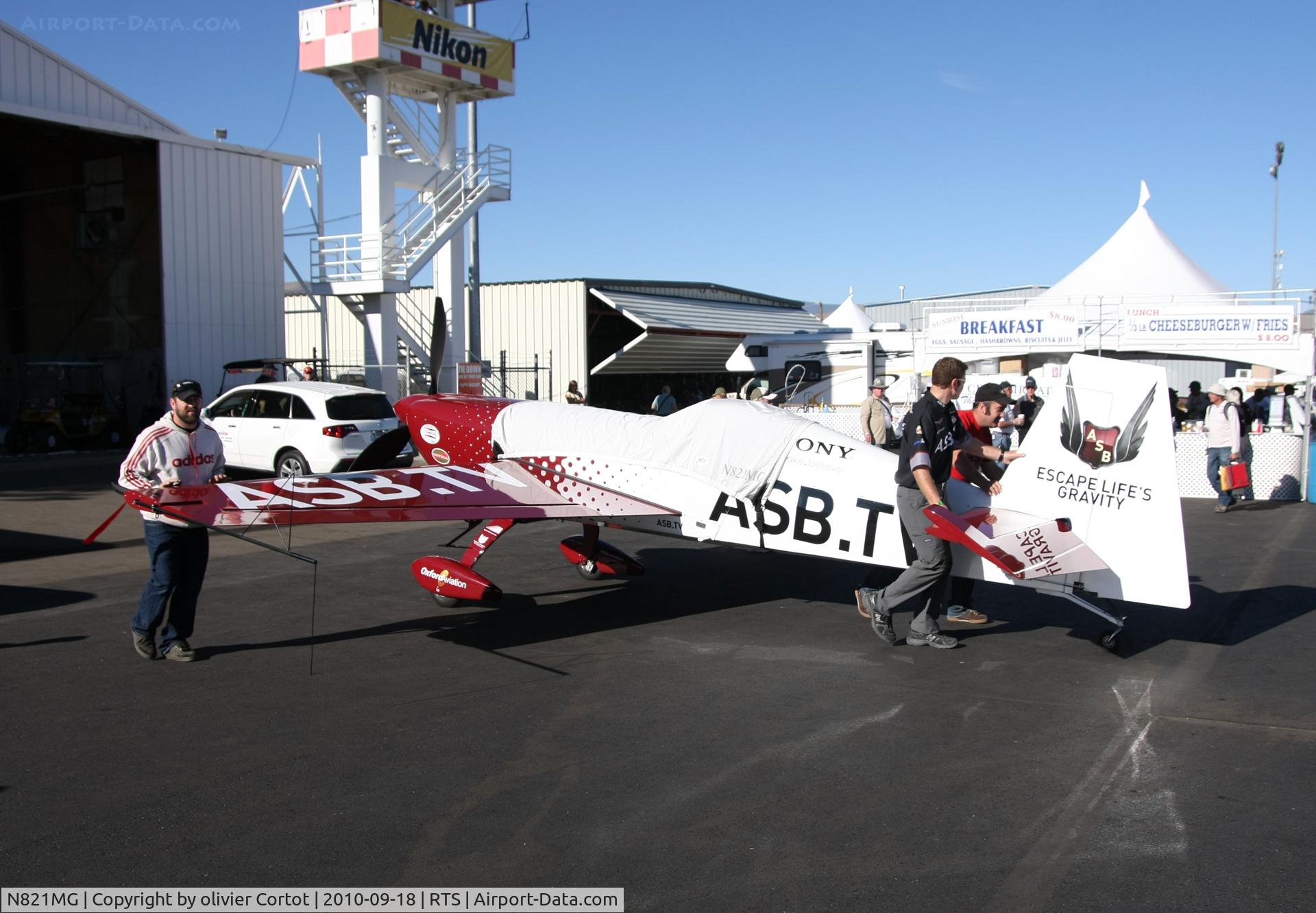 N821MG, 2009 Extra EA-300SC C/N SC010, reno air races