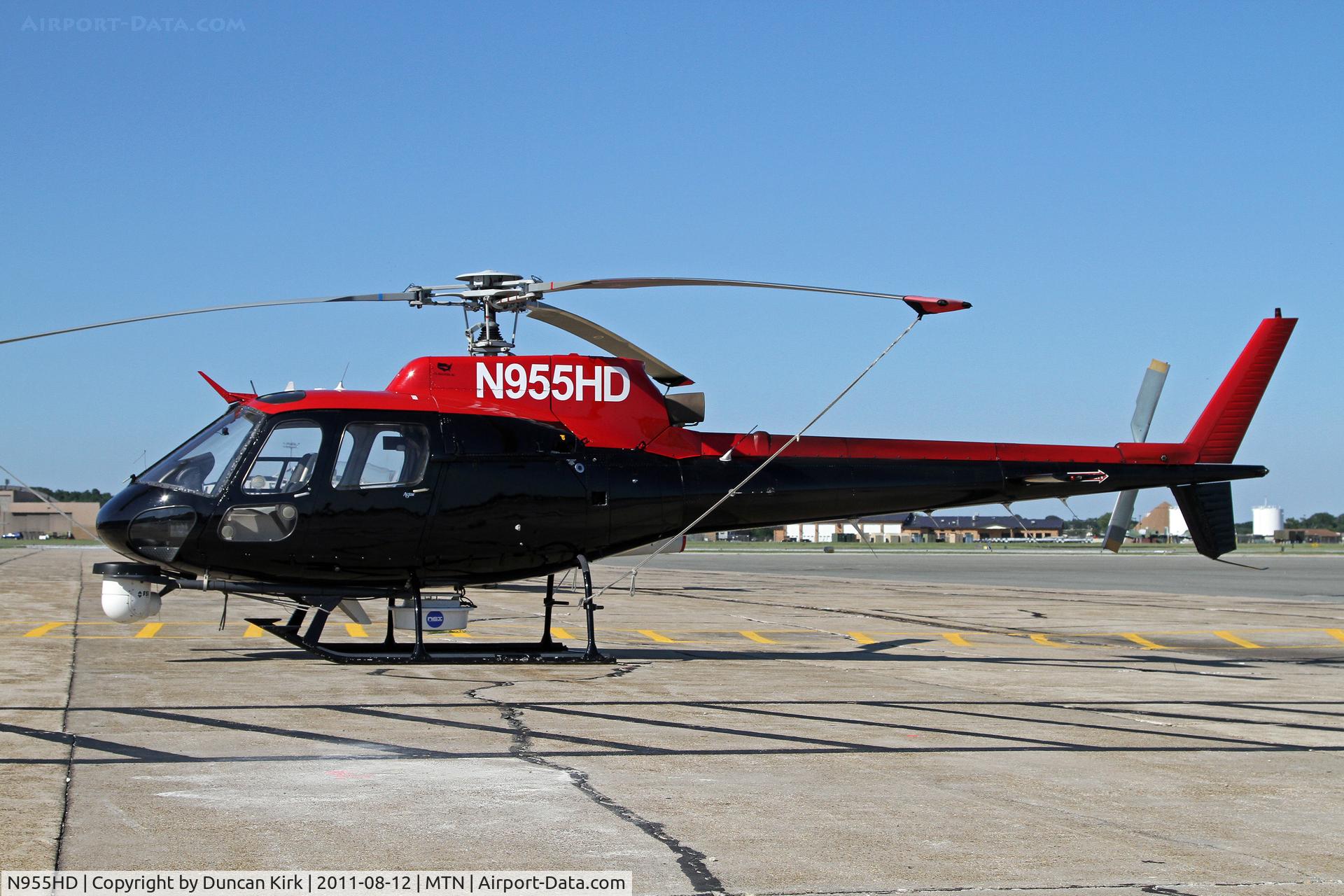 N955HD, 1984 Aerospatiale AS-350B Ecureuil C/N 1596, Rather interesting colors