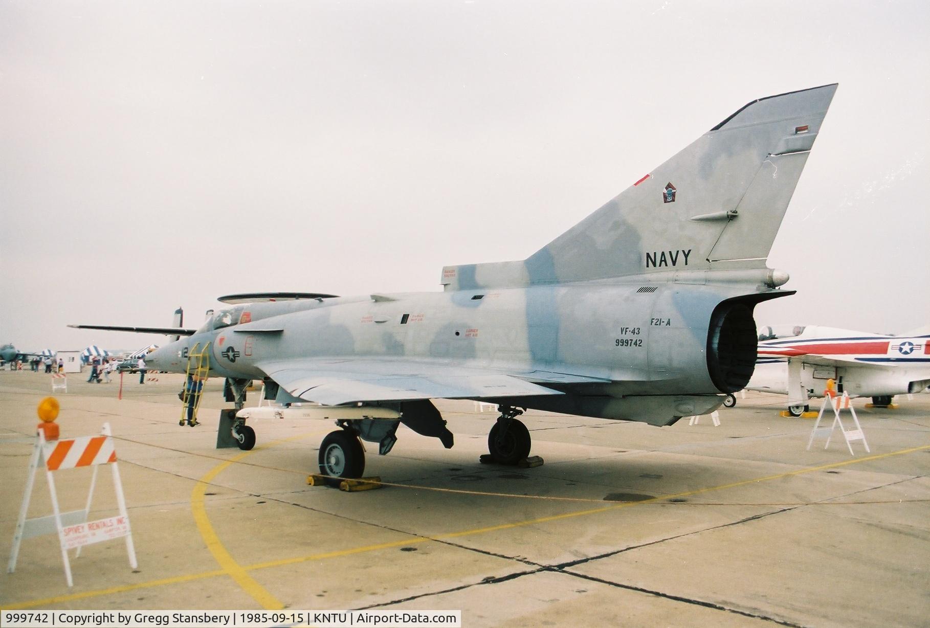999742, Israel Aircraft Industries IAI F-21A Kfir C/N Not found 999742, On static display at Oceana airshow 1985.