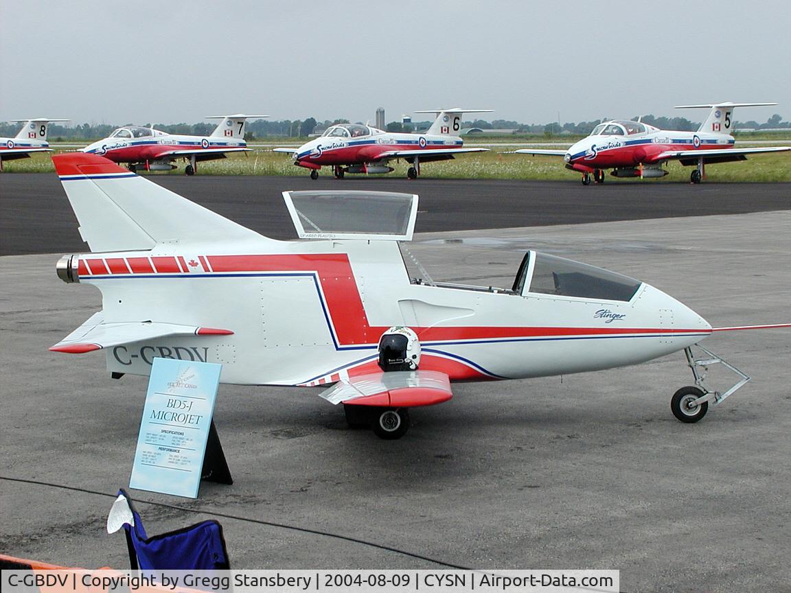 C-GBDV, 2002 Bede BD-5J C/N 4672, BD-5J on display prior to its short demo.
