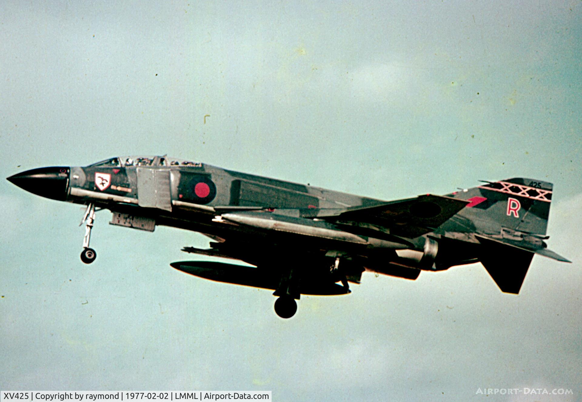 XV425, 1968 McDonnell Douglas Phantom FGR2 C/N 3093/9255, Phantom XV425/R 29Sqd RAF