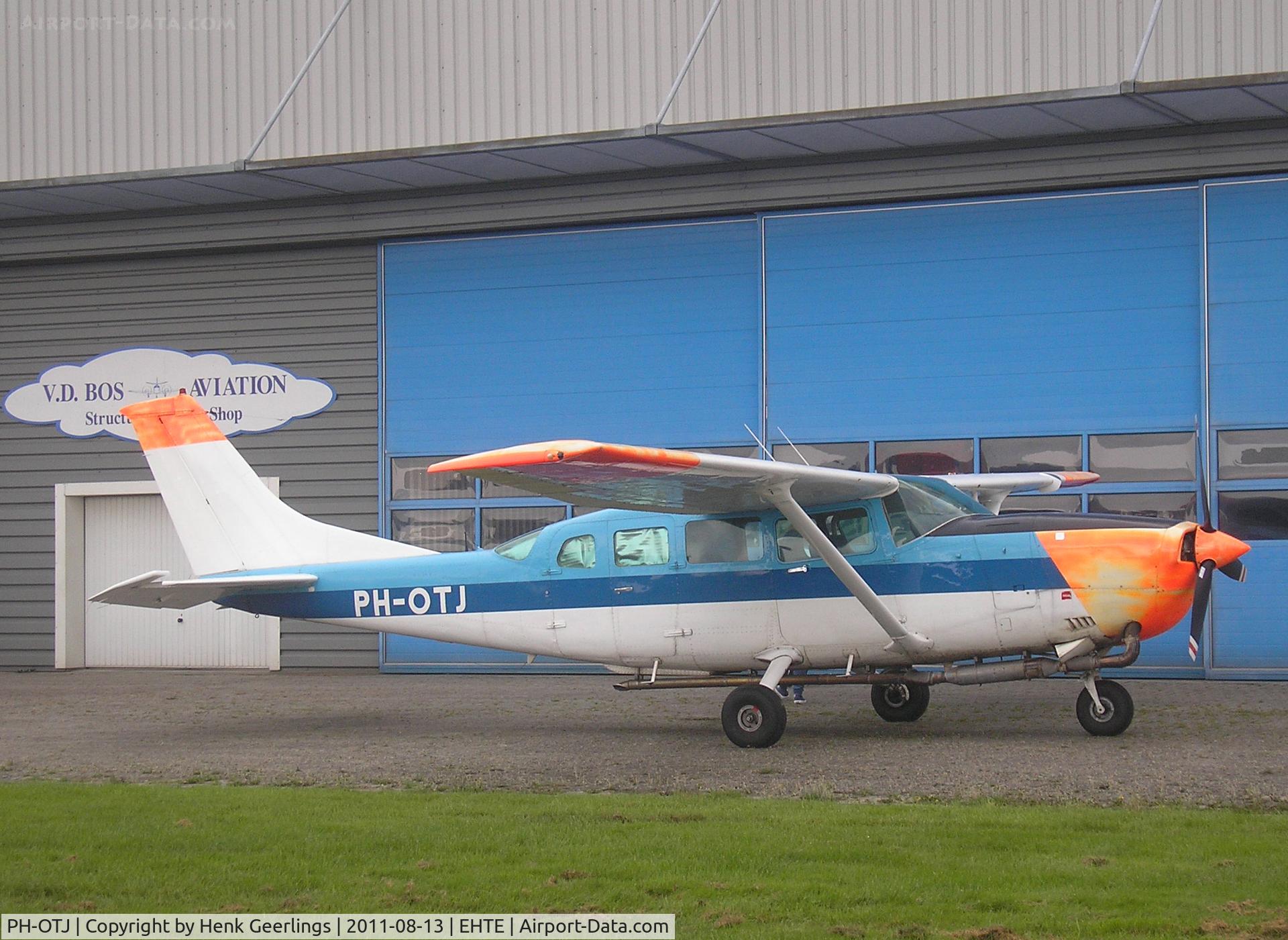 PH-OTJ, 1980 Cessna T207A Turbo Skywagon 8 C/N 20700590, Cessna Turbo Skywagon