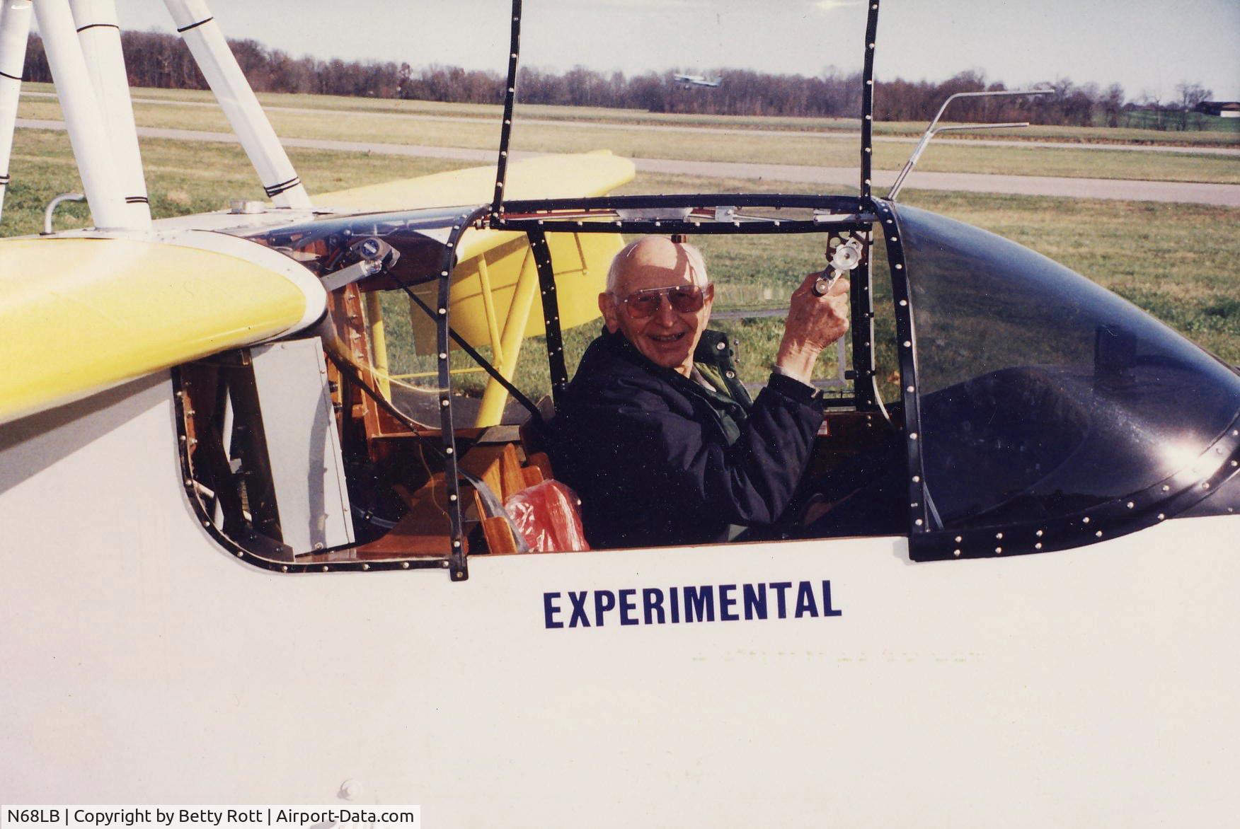 N68LB, Volmer VJ-22 Sportsman C/N 1, Tom Baker in 68 Lima Bravo.