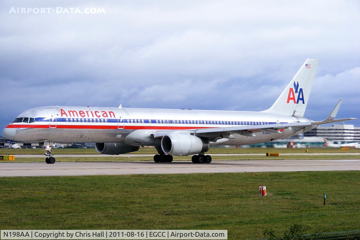 N198AA, 2001 Boeing 757-223 C/N 32392, American Airlines