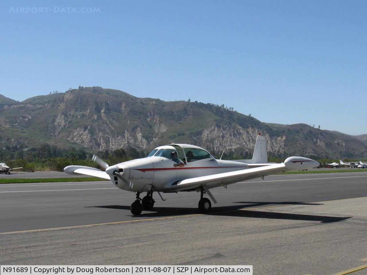 N91689, 1946 North American Navion (NA-145) C/N NAV-4-431, 1946 North American NAVION, Continental E-225 upgrade, taxi. Young Eagles Flight