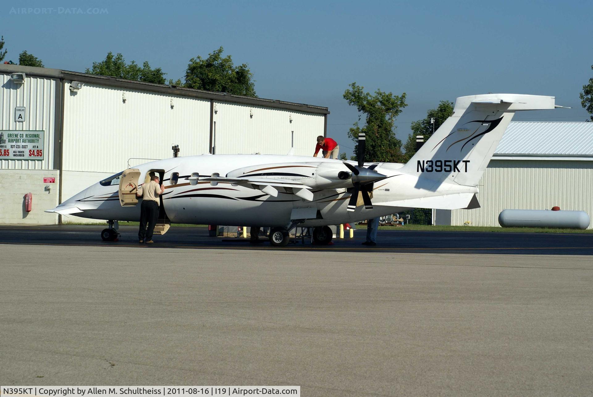 N395KT, 2001 Piaggio P-180 Avanti C/N 1044, Piaggio P180