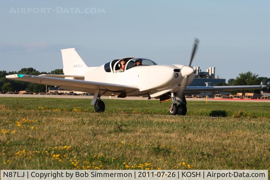 N87LJ, 1988 Stoddard-Hamilton Glasair RG C/N SN-487R, Departing Airventure 2011.