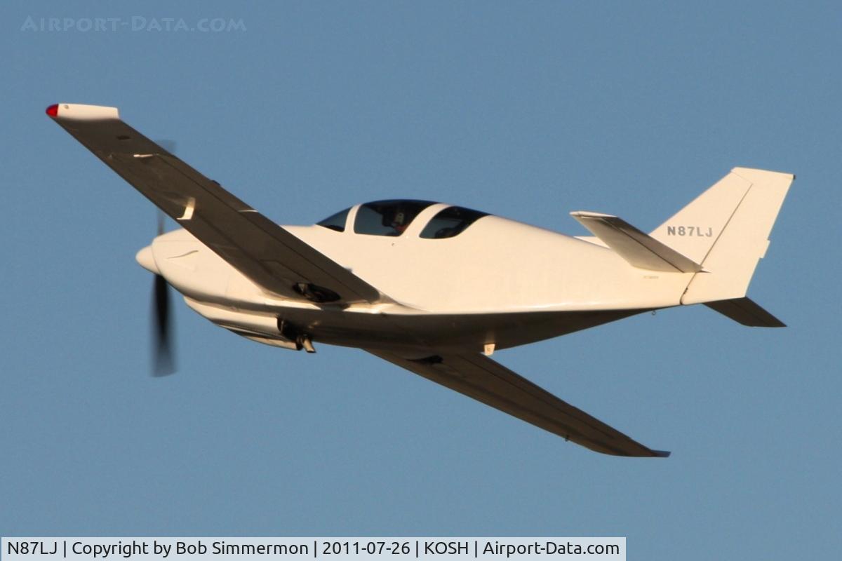 N87LJ, 1988 Stoddard-Hamilton Glasair RG C/N SN-487R, Departing Airventure 2011.