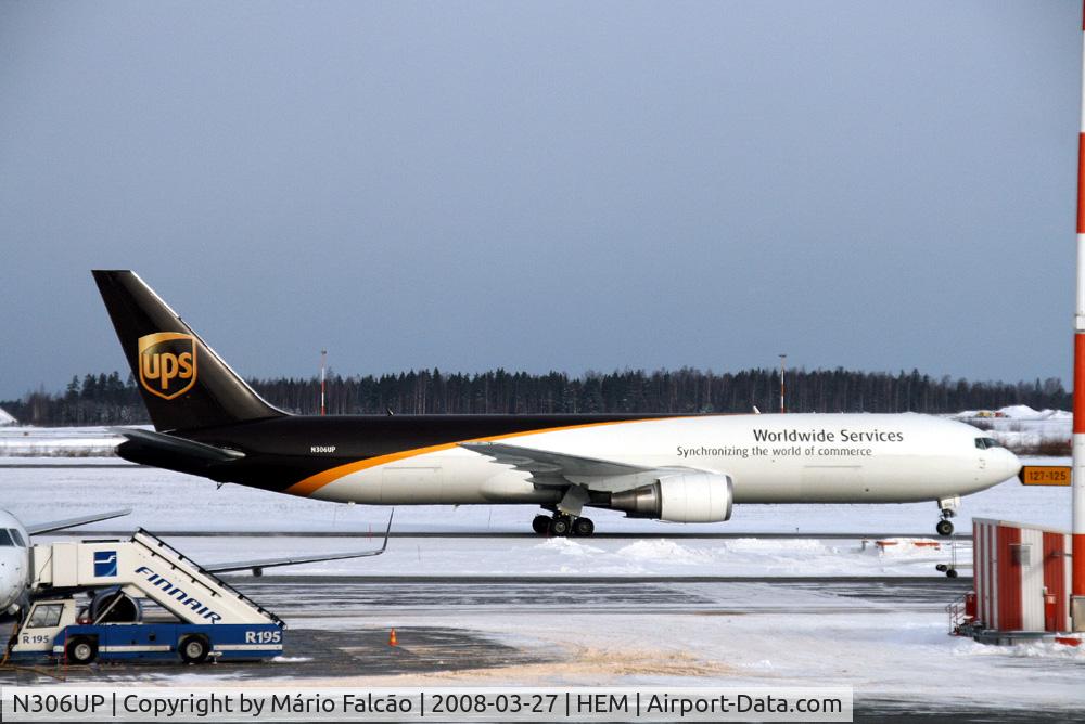 N306UP, 1996 Boeing 767-34AF C/N 27759, HELSINKI- FINLAND