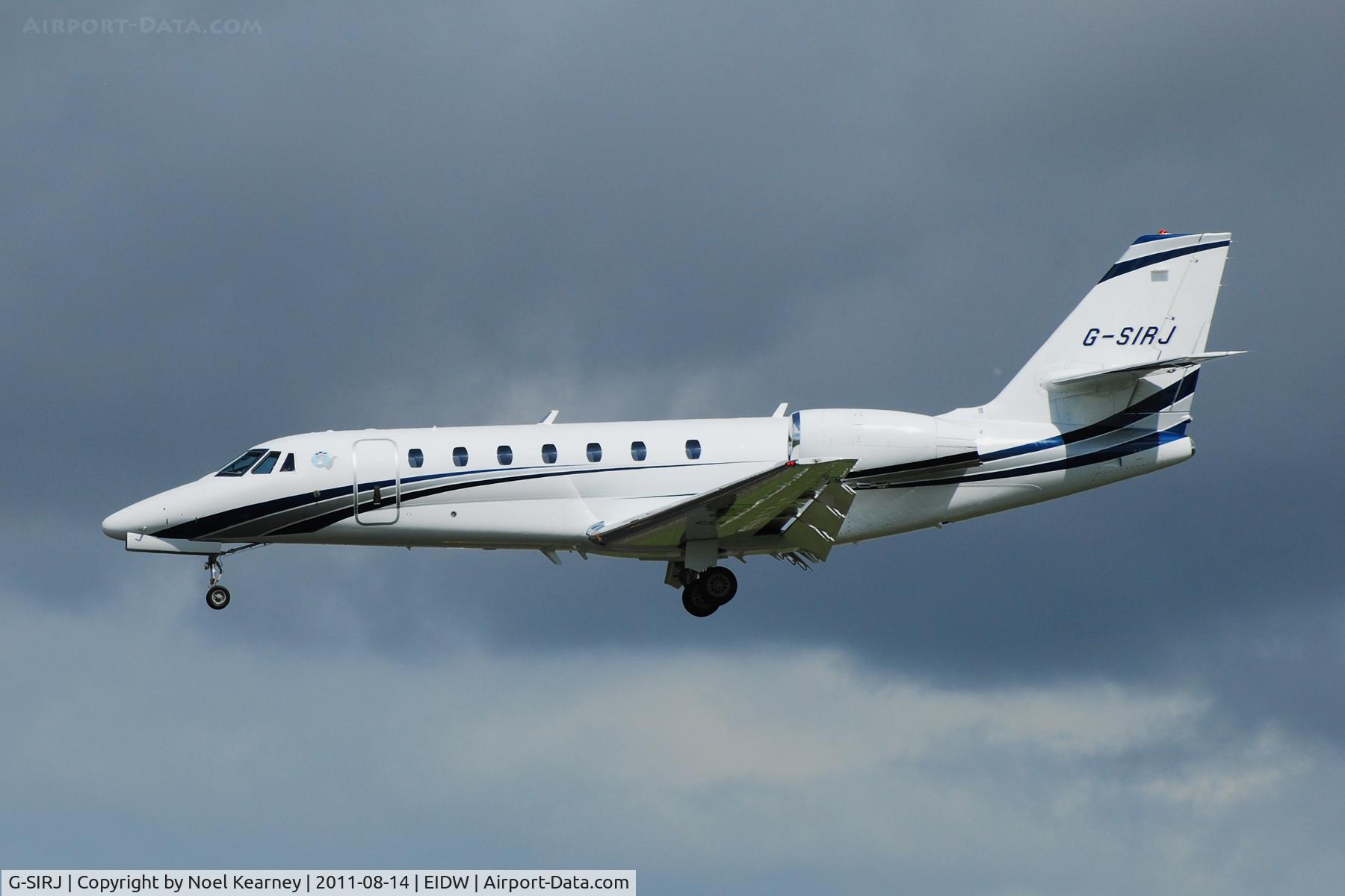 G-SIRJ, 2008 Cessna 680 Citation Sovereign C/N 680-0216, Landing Rwy 28