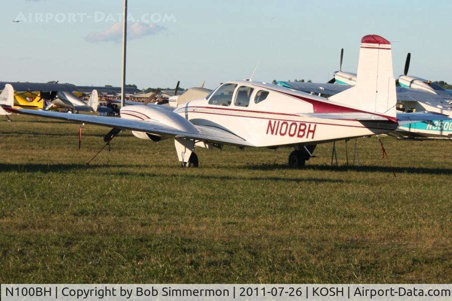 N100BH, 1958 Beech 95 Travel Air C/N TD-130, Airventure 2011.