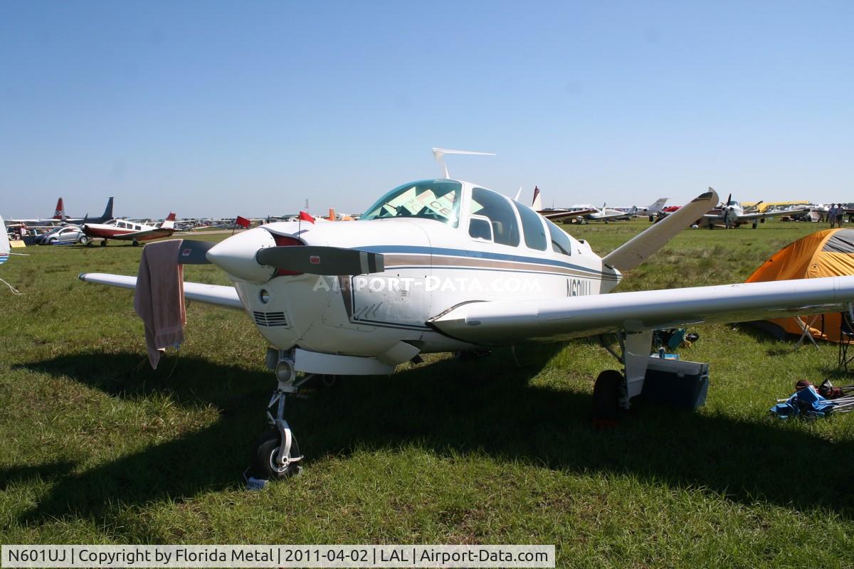 N601UJ, 1966 Beech V35 Bonanza C/N D-8117, Beech V35