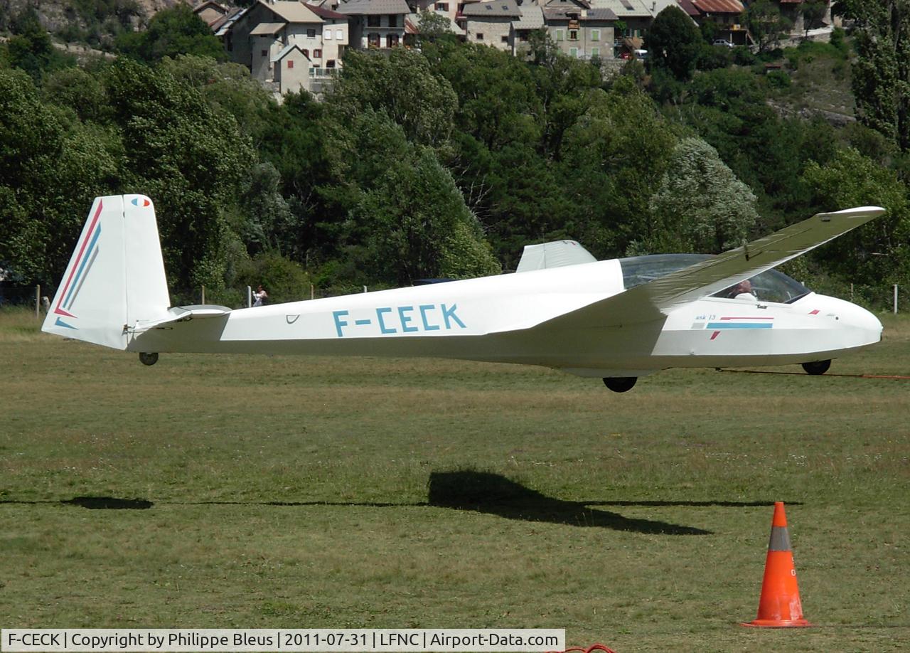 F-CECK, Schleicher ASK-13 C/N 13385, Just airborne, towed by a cable, about to start a very steep climb. Old village of St Crépin visible on the background.