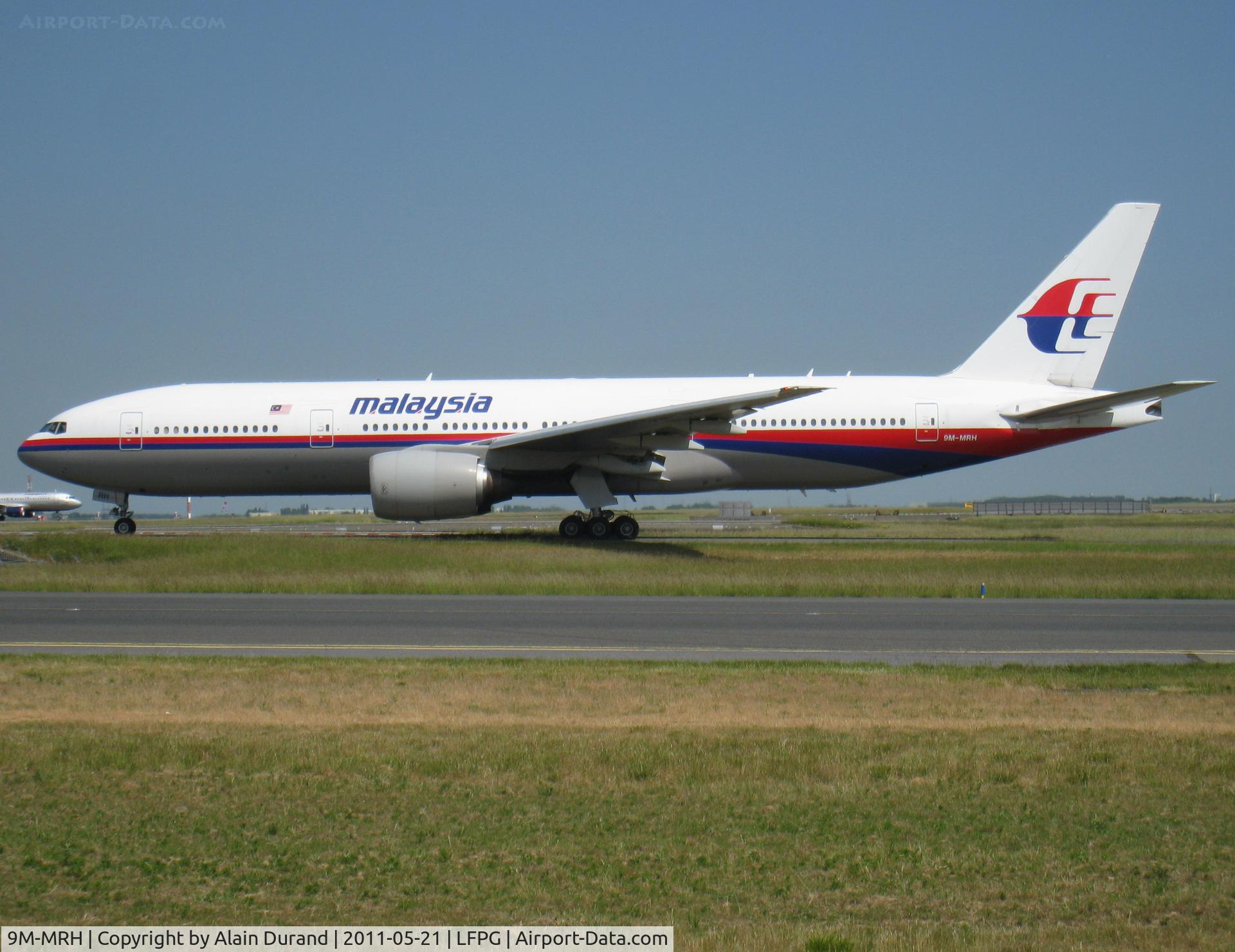 9M-MRH, 1998 Boeing 777-2H6/ER C/N 28415, One of 17 Triple Sevens in the airline's fleet inventory.