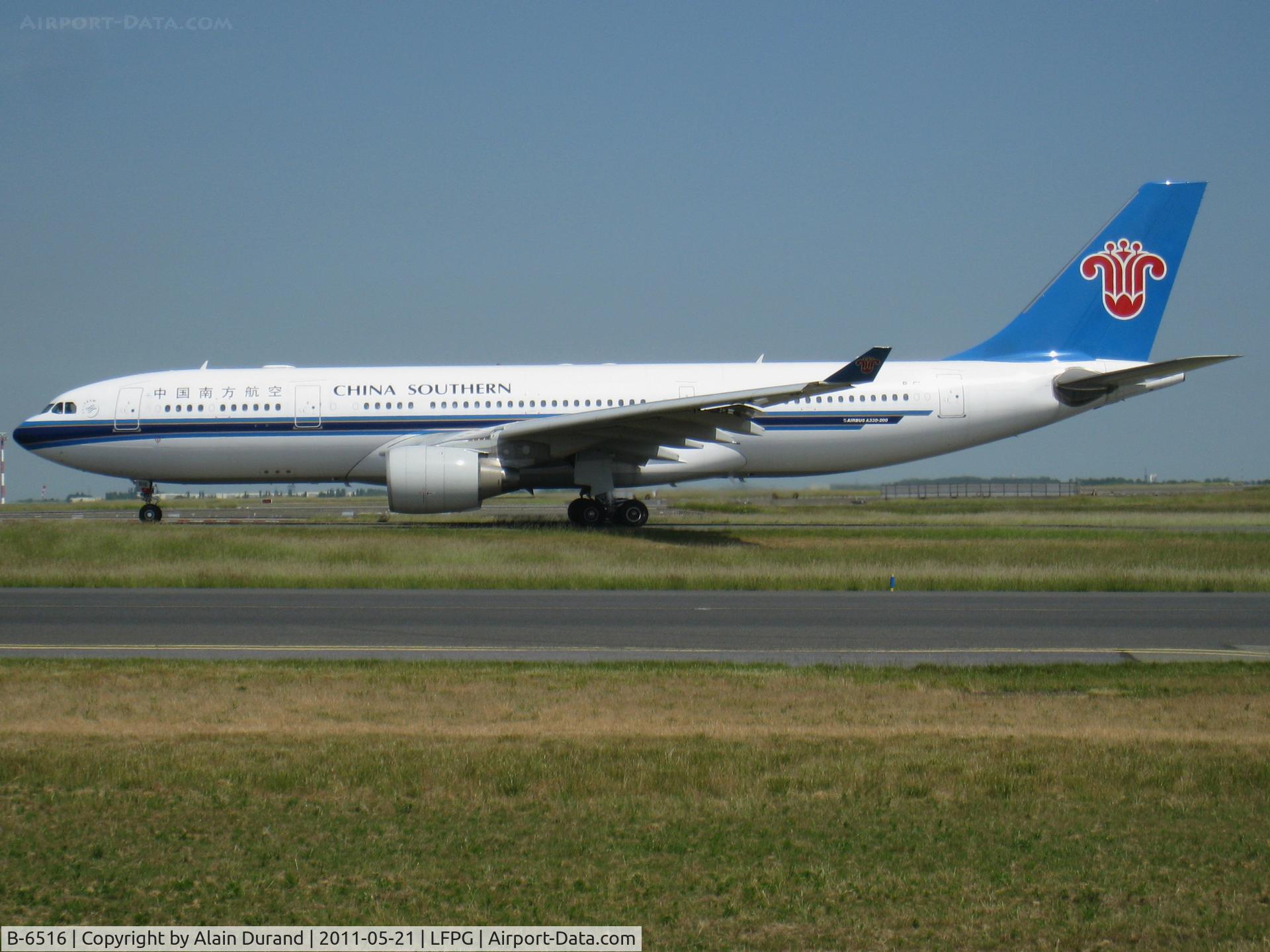 B-6516, 2010 Airbus A330-223 C/N 1129, Taxying to runway 09R. China Southern initially served CDG with 777-200s which were superseeded by the A330-200s coming along with the upgrade to daily frequency.