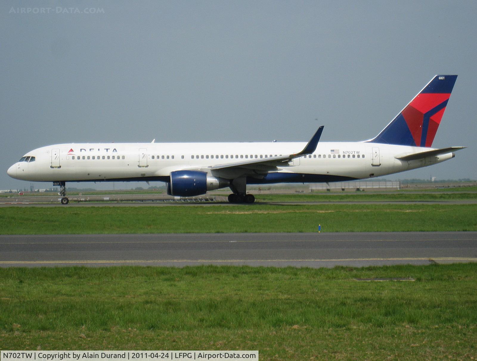 N702TW, 1996 Boeing 757-2Q8 C/N 28162, Member of a batch of 757s which can write their own  complete chapters of the history of the US air transport industry, by first serving TWA, then American and finally Delta