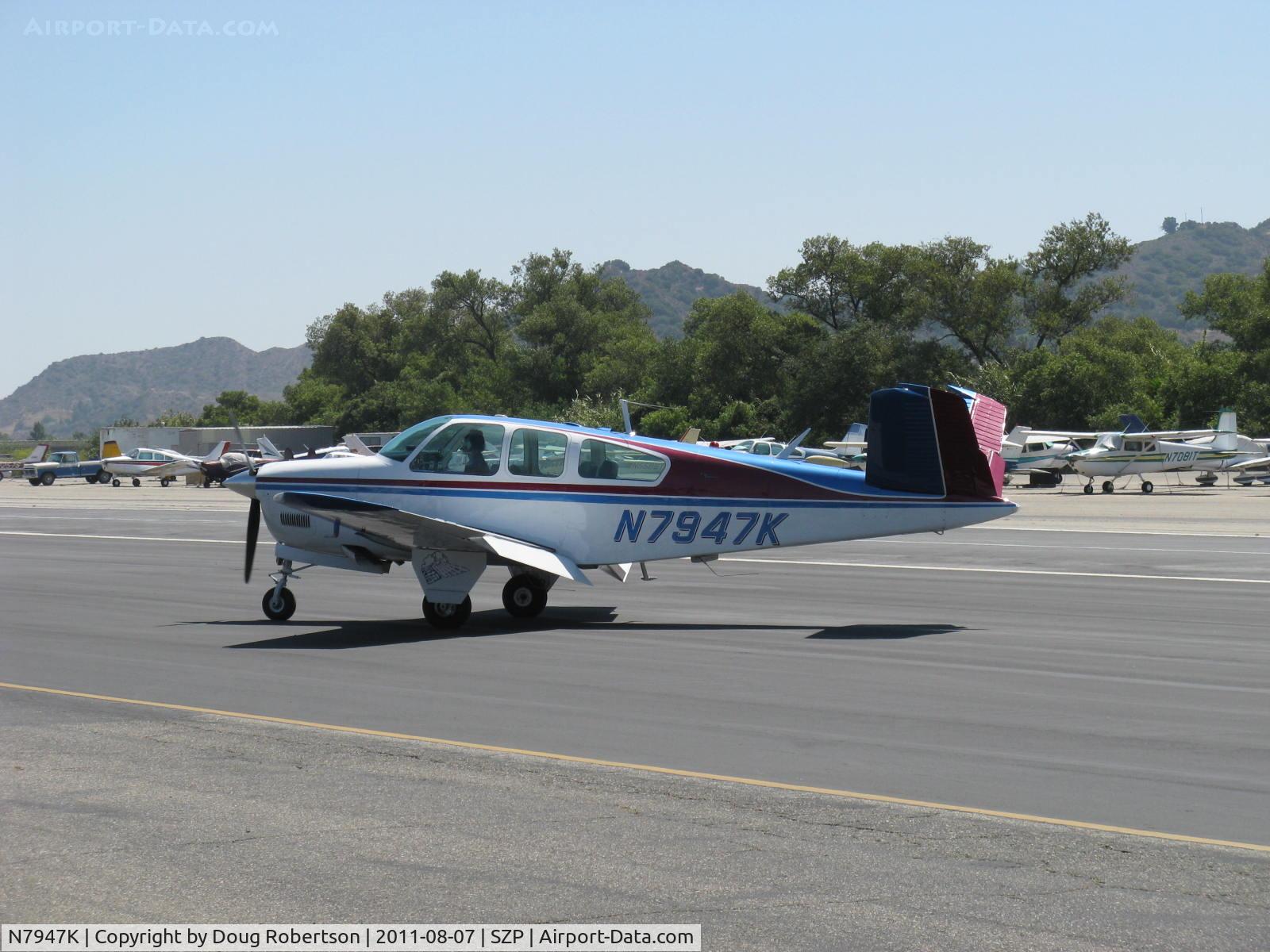 N7947K, 1964 Beech S35 Bonanza C/N D-7457, 1964 Beech S35 BONANZA, Continental IO-520-B 285 Hp, taxi