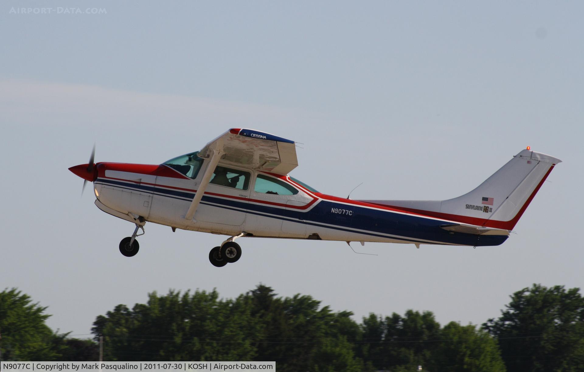 N9077C, 1978 Cessna R182 Skylane RG C/N R18200388, Cessna R182