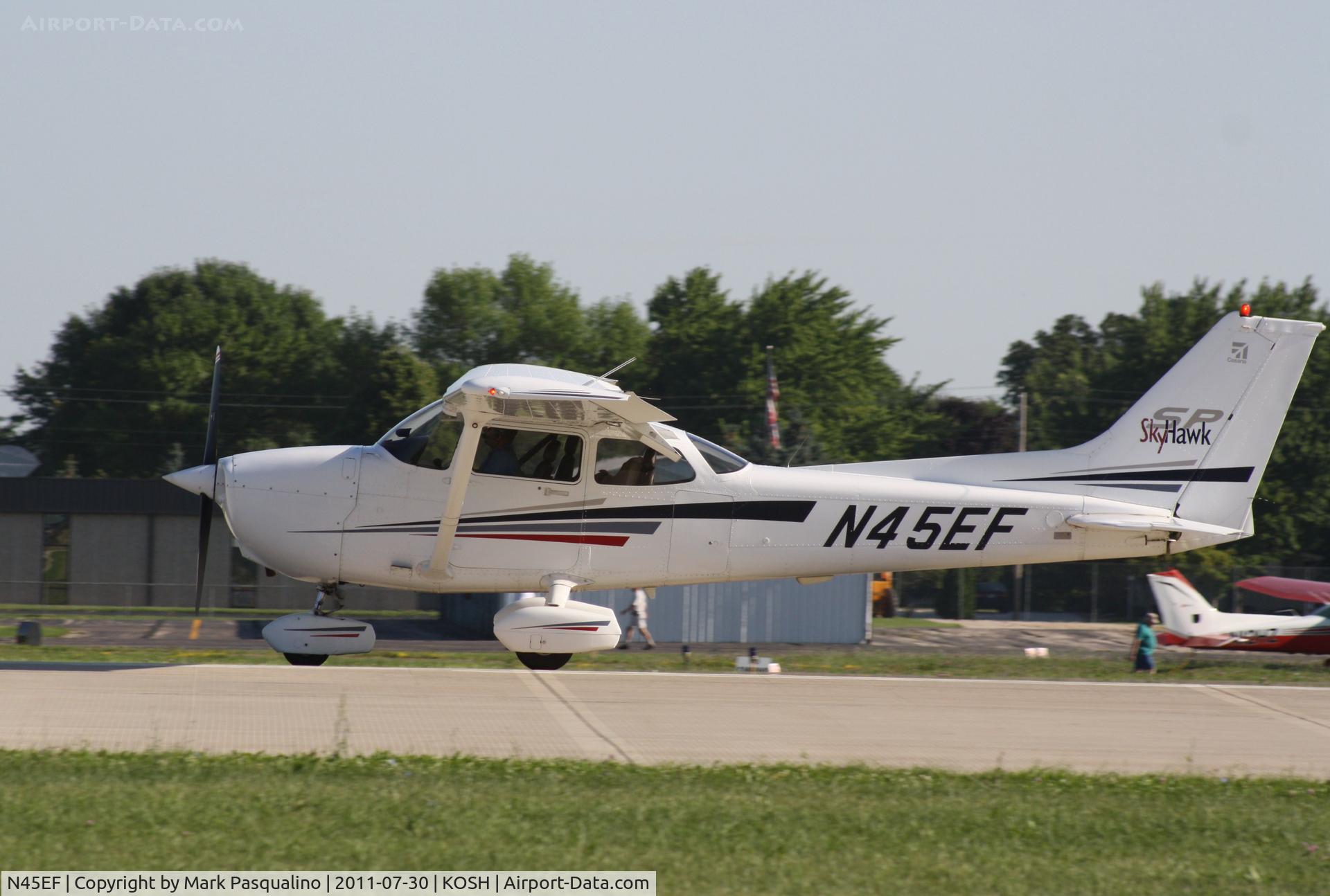 N45EF, 2001 Cessna 172S C/N 172S8982, Cessna 172S