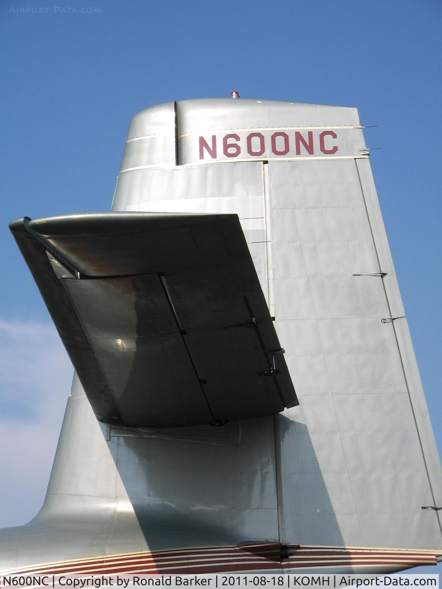N600NC, 1965 De Havilland Canada DHC-4A Caribou C/N 237, Orange
