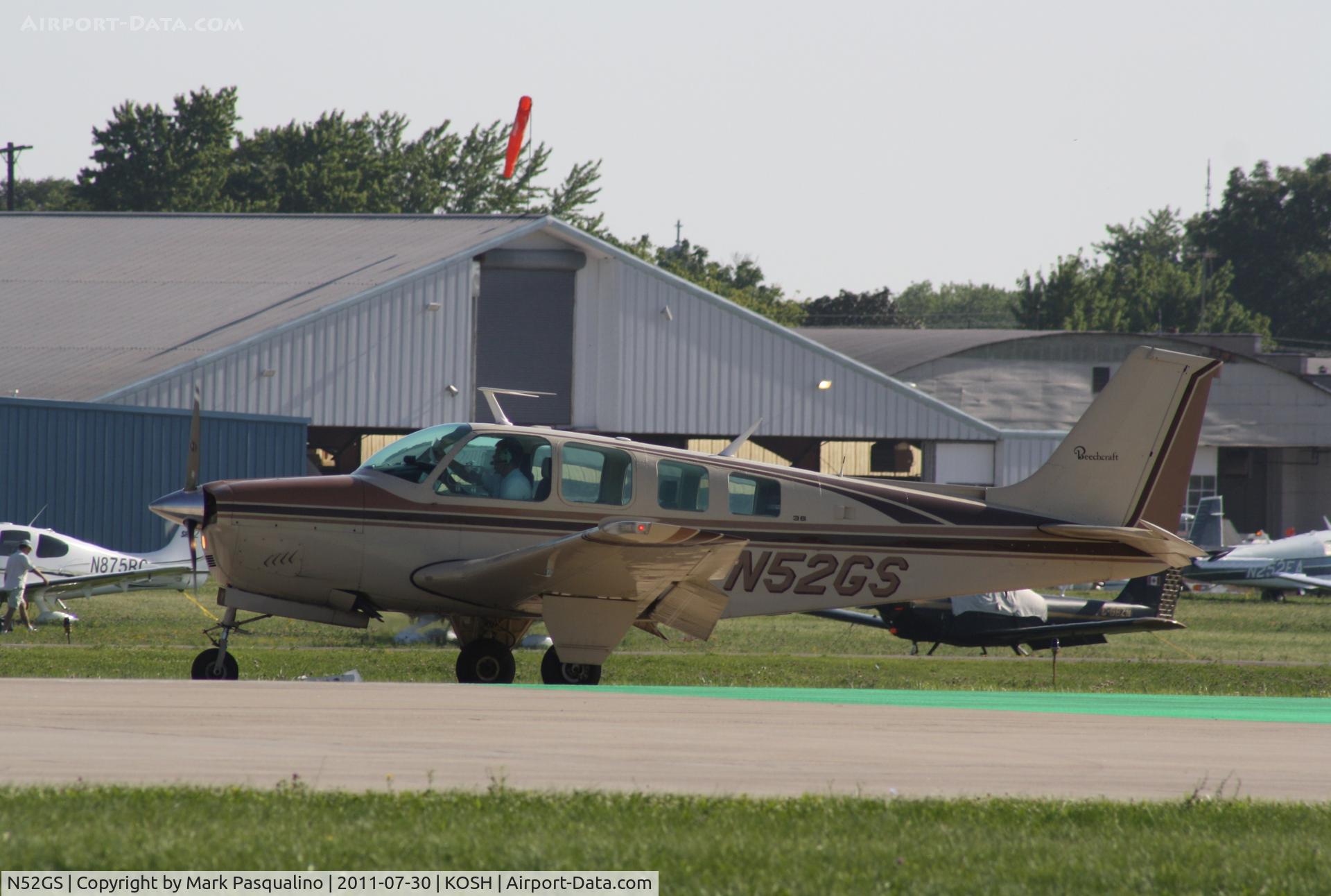 N52GS, 1968 Beech 36 Bonanza C/N E-122, Beech 36