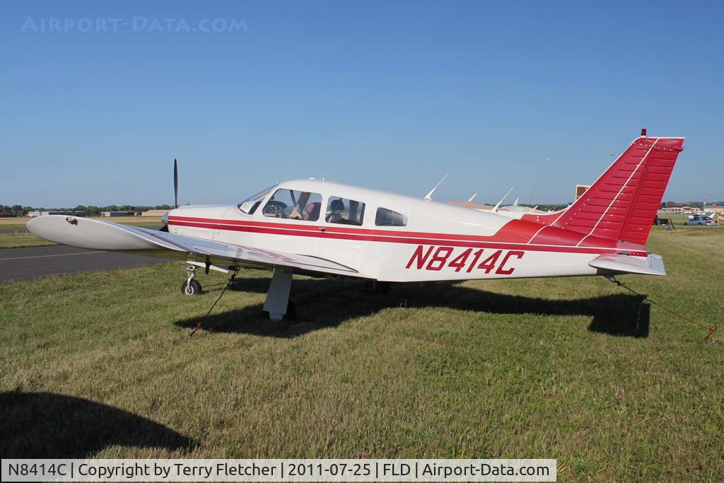 N8414C, 1976 Piper PA-28R-200 Arrow II C/N 28R-7635160, 1976 Piper PA-28R-200, c/n: 28R-7635160 at Fond Du Lac