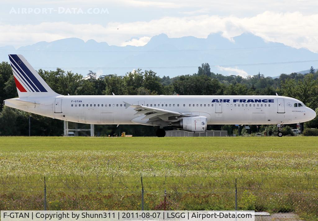 F-GTAN, 2007 Airbus A321-211 C/N 3051, Ready for take off rwy 23