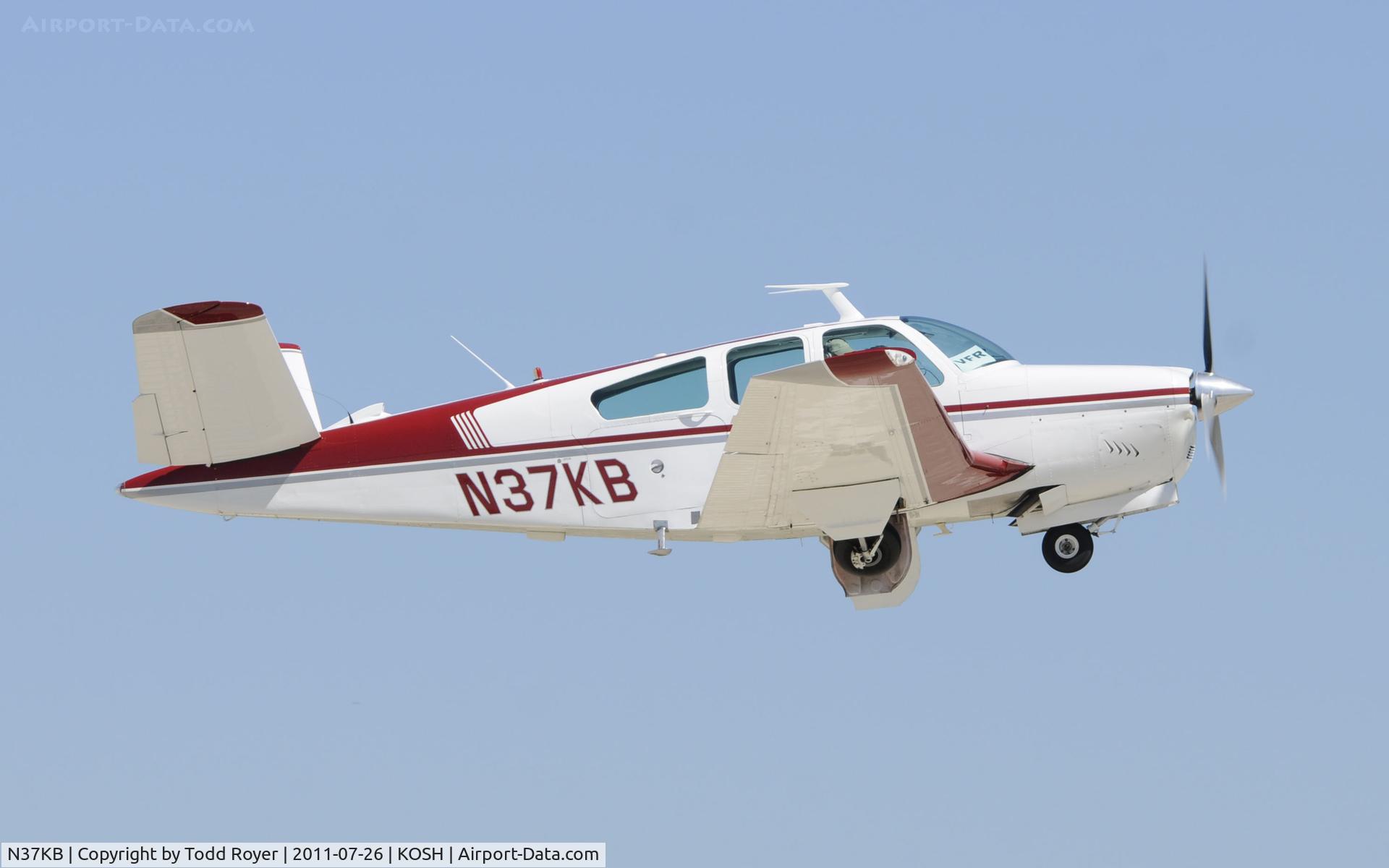N37KB, 1966 Beech V35 Bonanza C/N D-8046, AIRVENTURE 2011