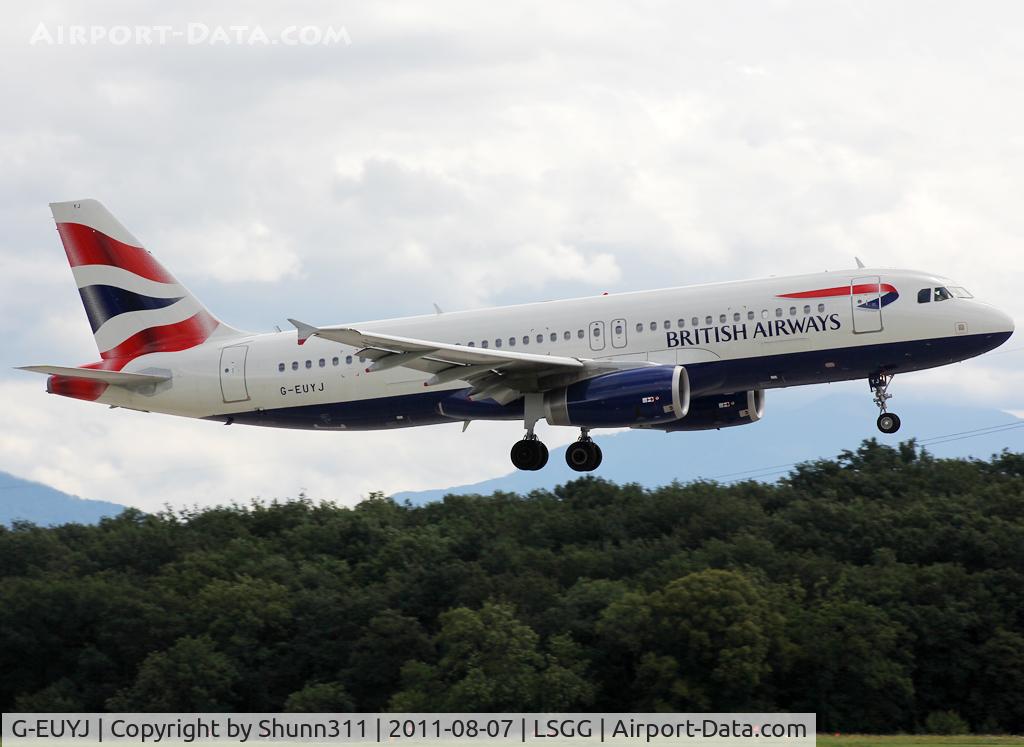 G-EUYJ, 2010 Airbus A320-232 C/N 4464, Landing rwy 23