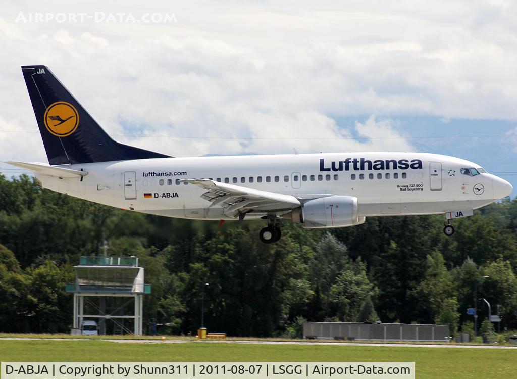 D-ABJA, 1991 Boeing 737-530 C/N 25270, Landing rwy 23