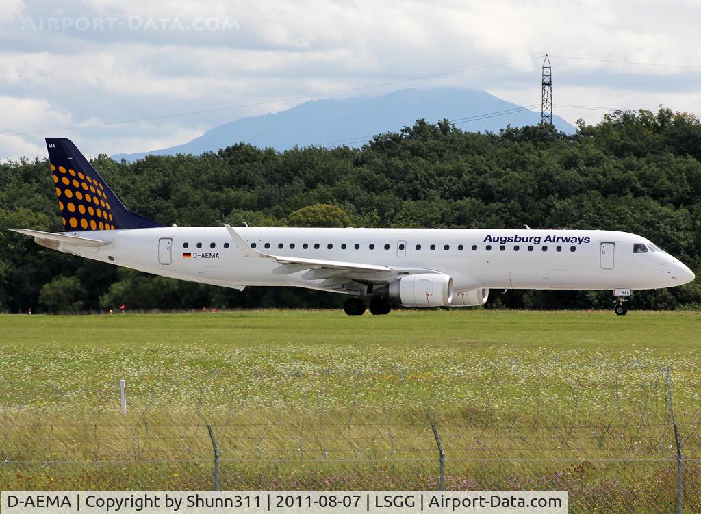 D-AEMA, 2009 Embraer 195LR (ERJ-190-200LR) C/N 19000290, Ready for take off rwy 23