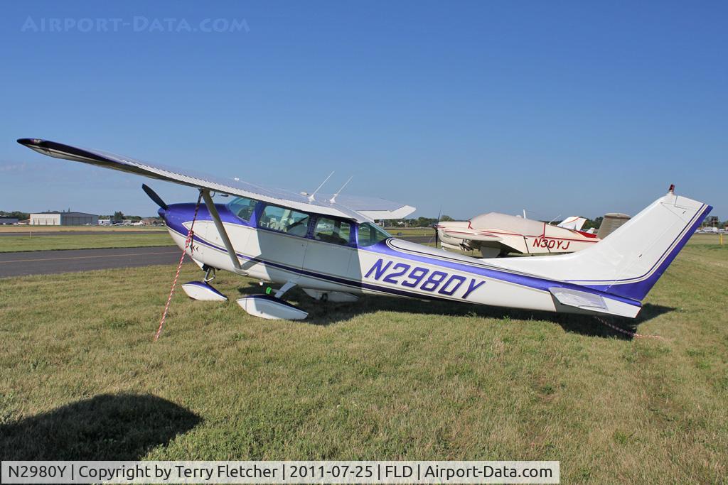 N2980Y, 1962 Cessna 182E Skylane C/N 18253980, 1962 Cessna 182E, c/n: 18253980 at Fond Du Lac