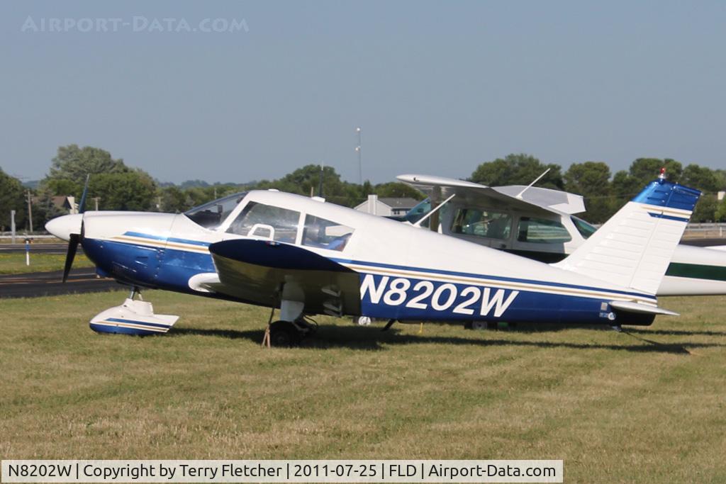 N8202W, 1965 Piper PA-28-180 C/N 28-2331, 1965 Piper PA-28-180, c/n: 28-2331 at Fond Du Lac