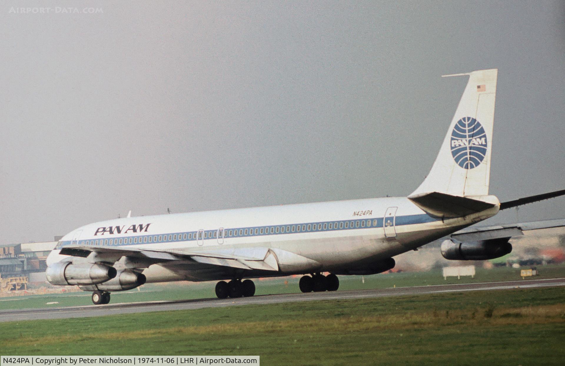 N424PA, 1967 Boeing 707-321B C/N 19277, Boeing 707-321B of Pan American World Airways preparing for take-off on Runway 27L at Heathrow in November 1974.