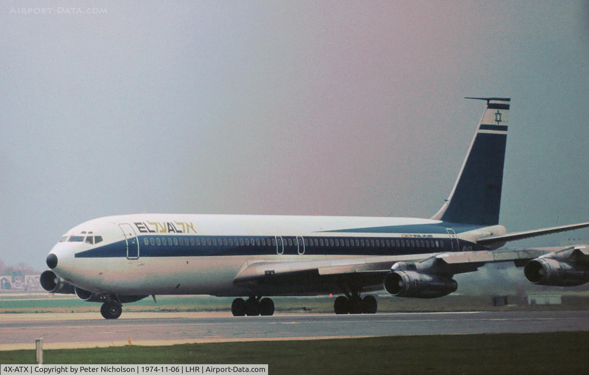 4X-ATX, 1969 Boeing 707-358C C/N 20122/807, Boeing 707-358C of El Al Israel Airlines joining Runway 27L at Heathrow in November 1974.