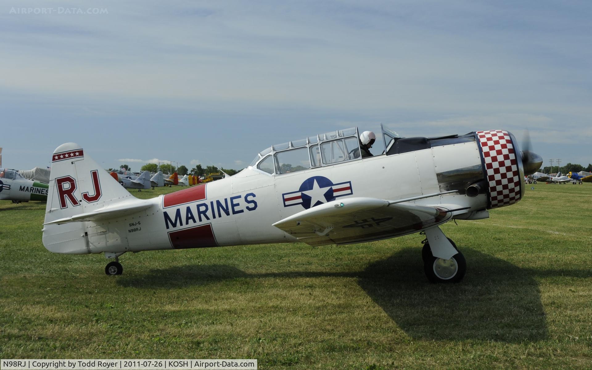 N98RJ, 1944 North American SNJ-5C Texan Texan C/N 88-17960, AIRVENTURE 2011