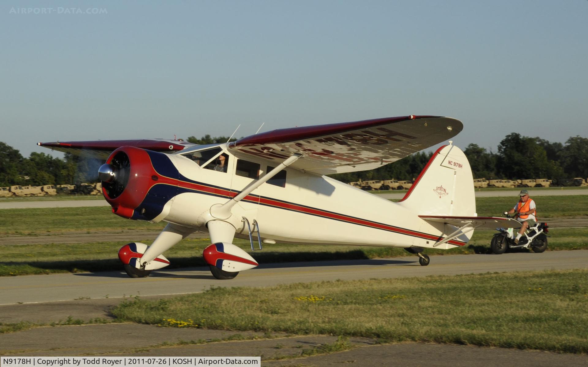 N9178H, 1943 Stinson V77 Reliant C/N 77-186, AIRVENTURE 2011