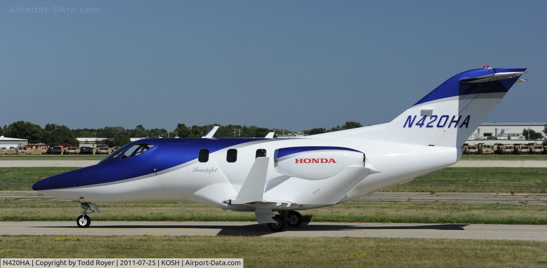 N420HA, 2003 Honda HA-420 HondaJet C/N P001, AIRVENTURE 2011