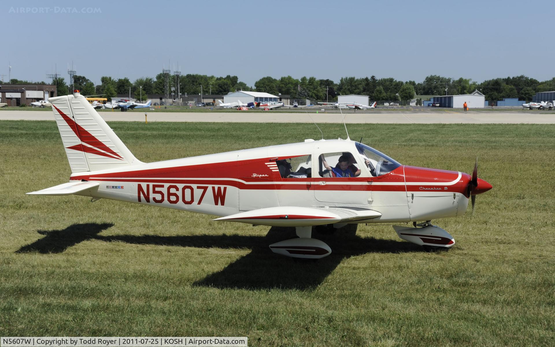 N5607W, 1962 Piper PA-28-160 Cherokee C/N 28-745, AIRVENTURE 2011