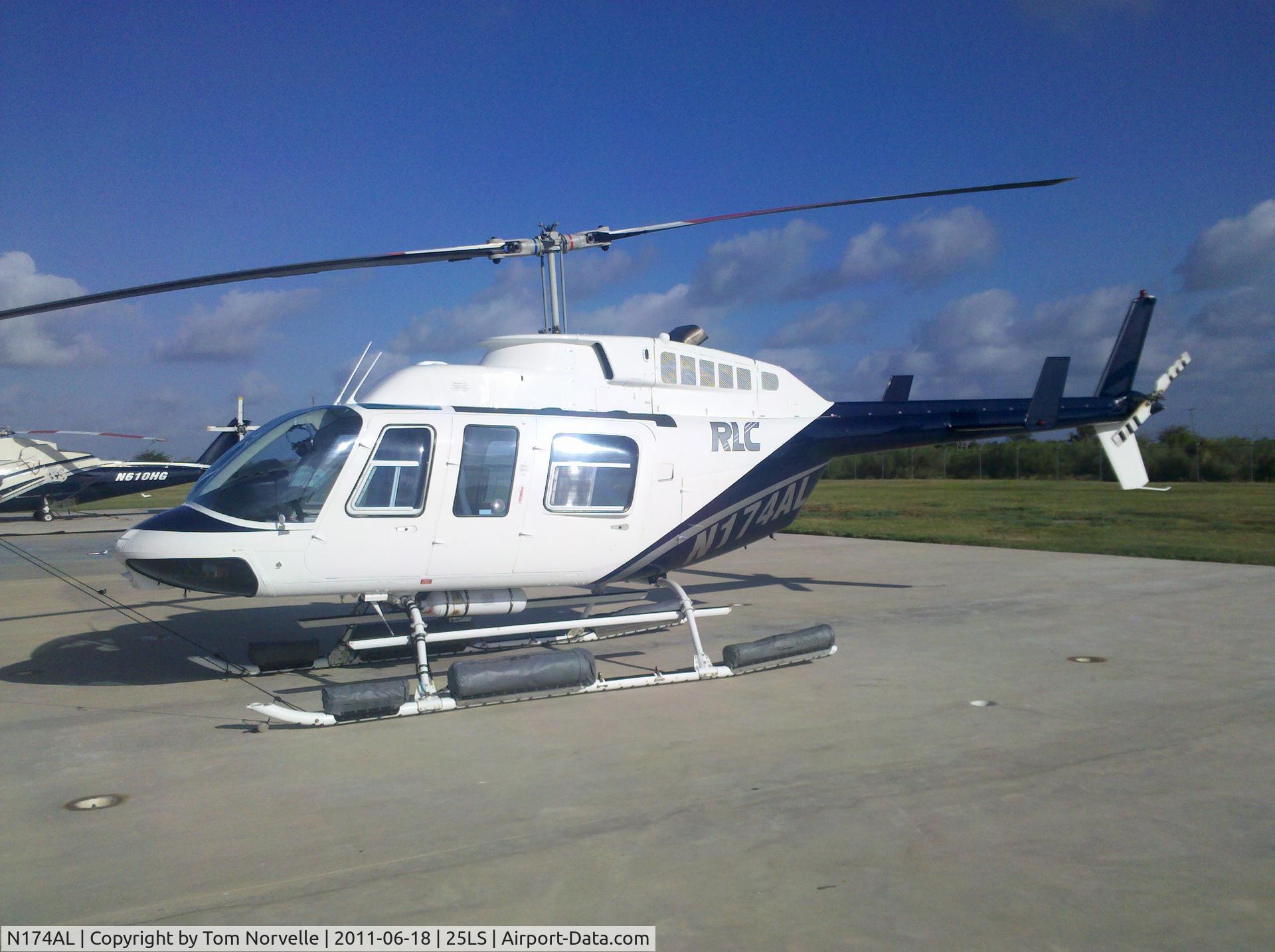 N174AL, 1993 Bell 206L-4 LongRanger IV LongRanger C/N 52067, N174AL at the 25LS Heliport.  Creole, LA.  Rotorcraft Leasing, LLC.