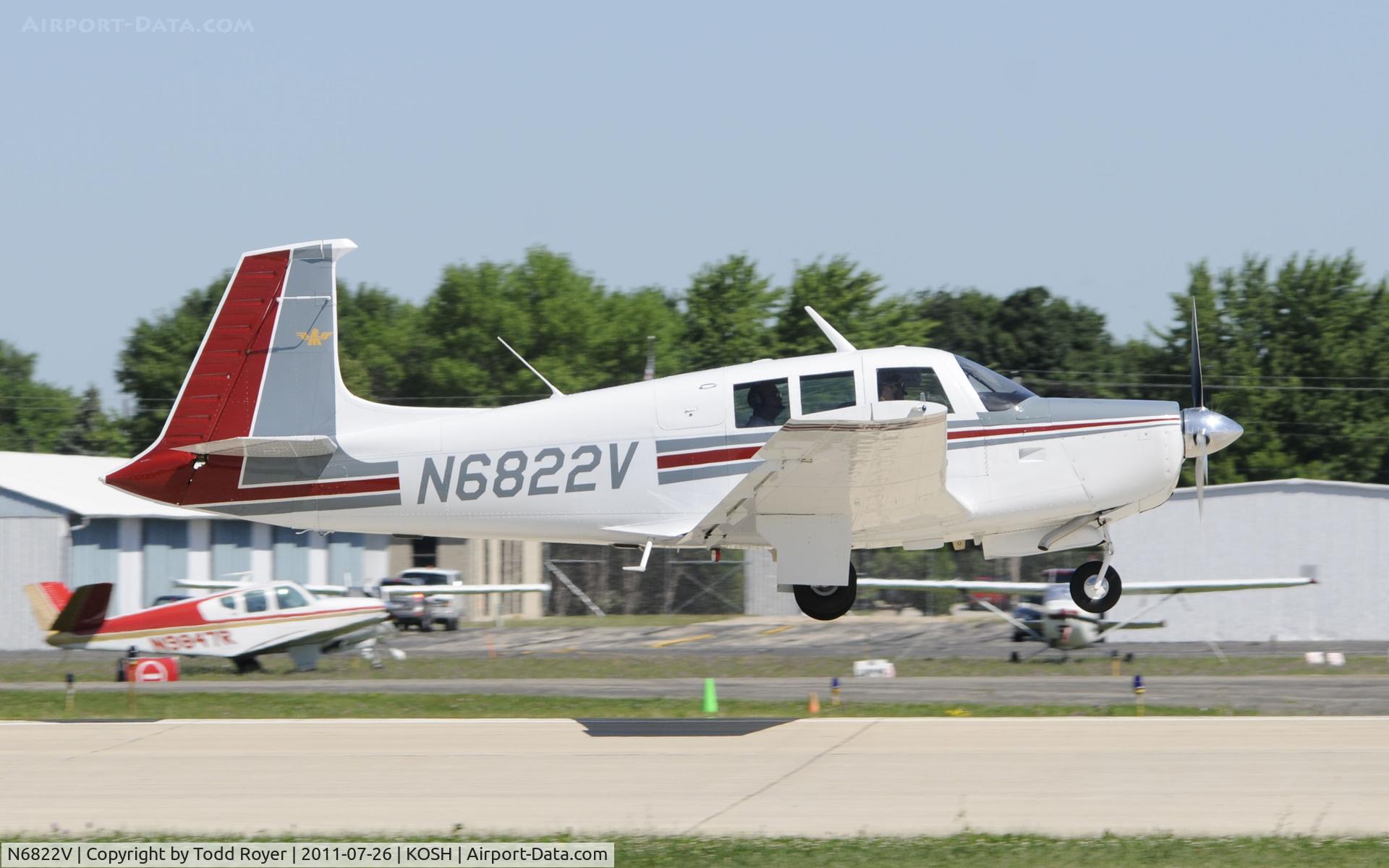 N6822V, 1971 Aerostar M-20F Aerostar 220 C/N 22-0007, AIRVENTURE 2011
