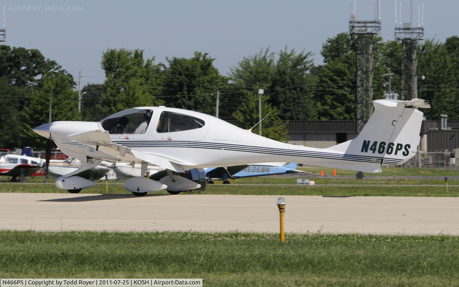 N466PS, 2005 Diamond DA-40 Diamond Star C/N 40.464, AIRVENTURE 2011
