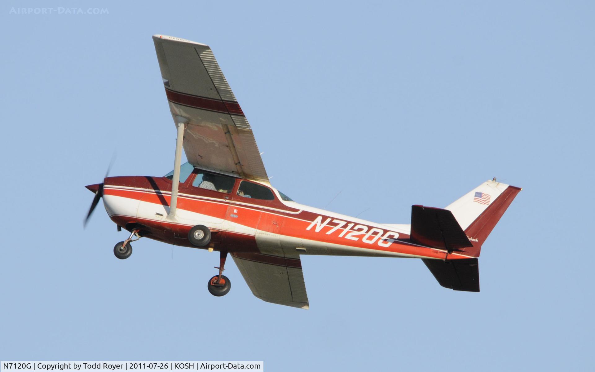 N7120G, 1969 Cessna 172K Skyhawk C/N 17258820, AIRVENTURE 2011