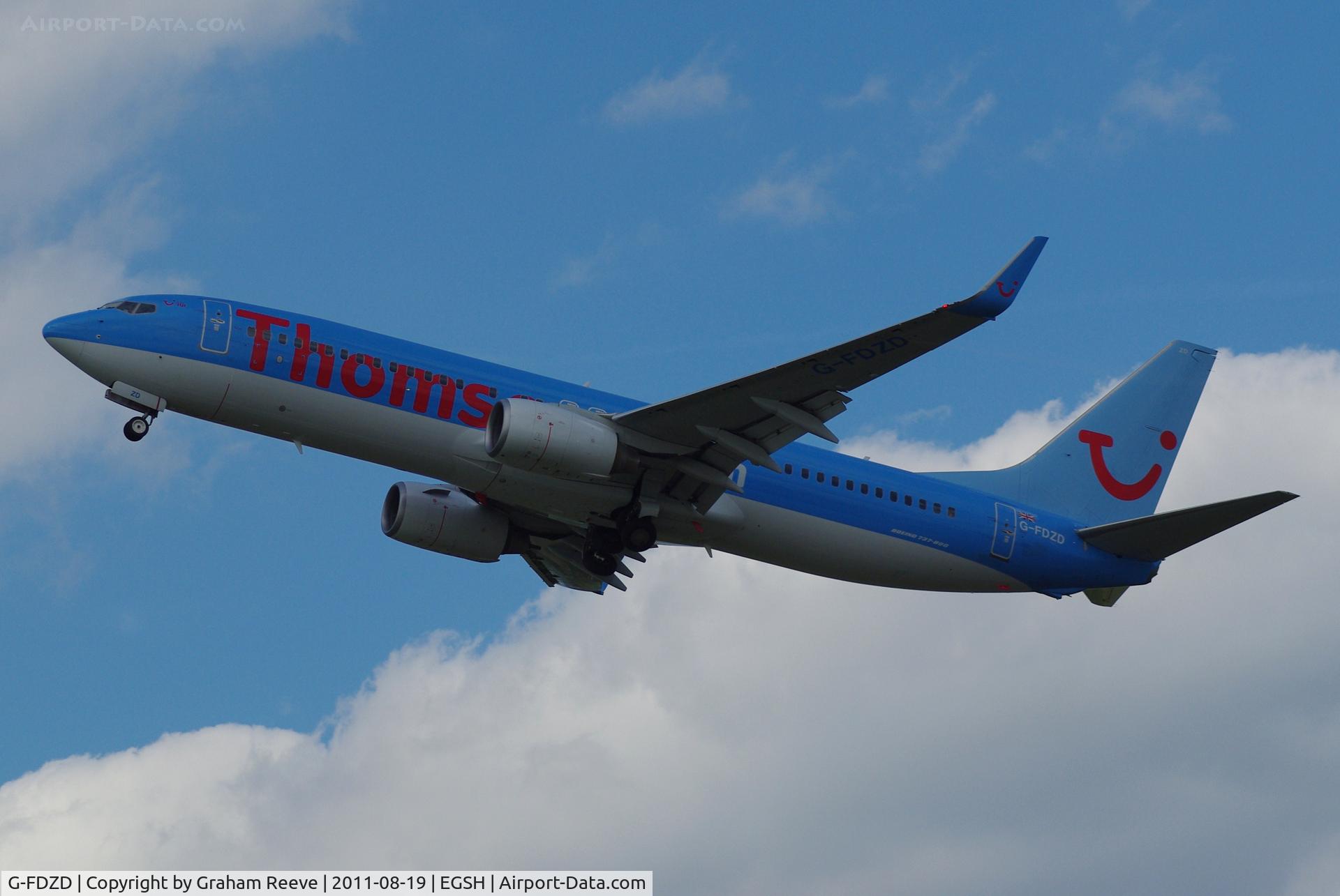G-FDZD, 2007 Boeing 737-8K5 C/N 35132, Just taken off.