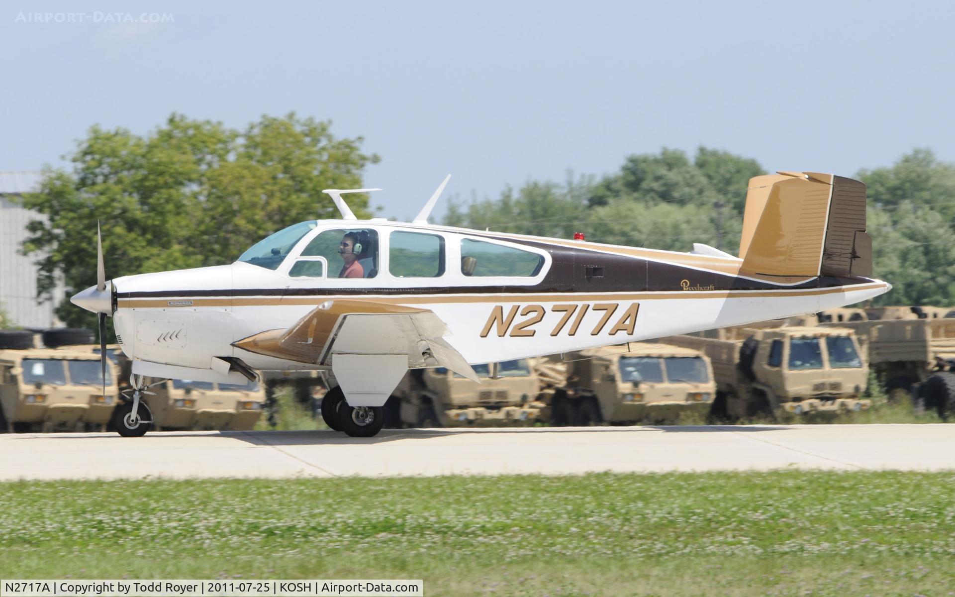 N2717A, 1969 Beech V35A Bonanza C/N D-9049, AIRVENTURE 2011