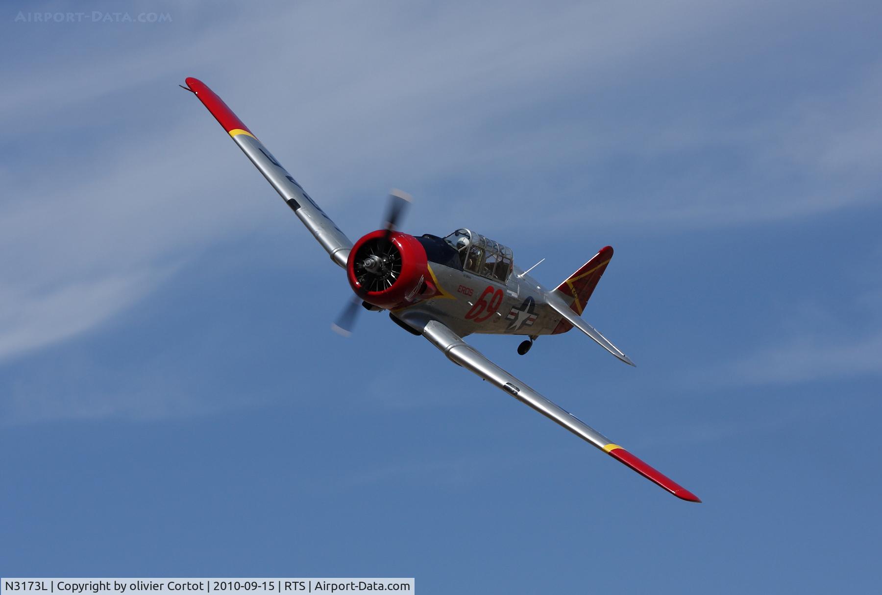 N3173L, 1945 North American AT-6B Texan C/N 88-17125, pylon view, Reno