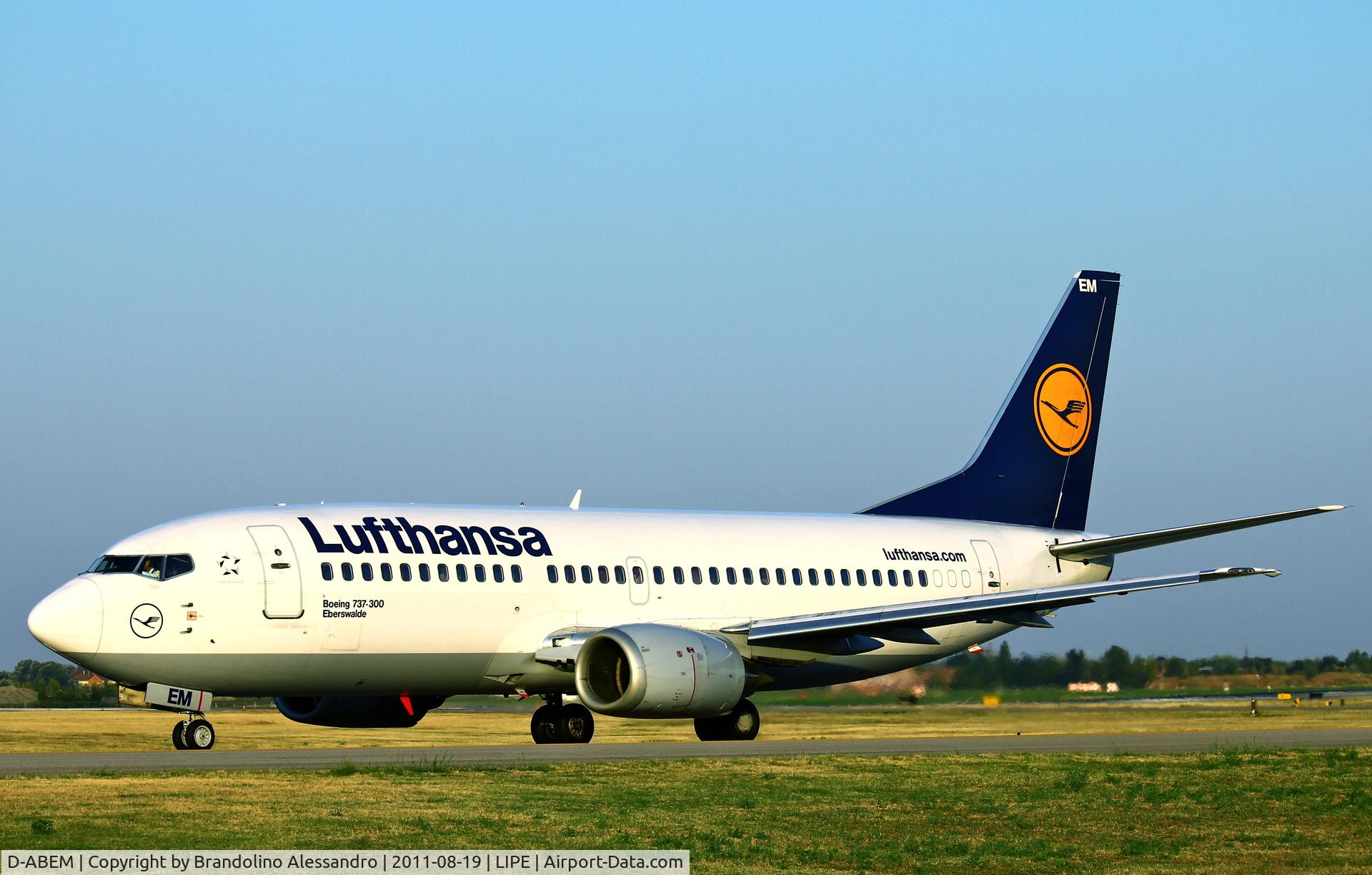 D-ABEM, 1991 Boeing 737-330 C/N 25416, To the sunset in RWY12
Bologna G.Marconi Airport