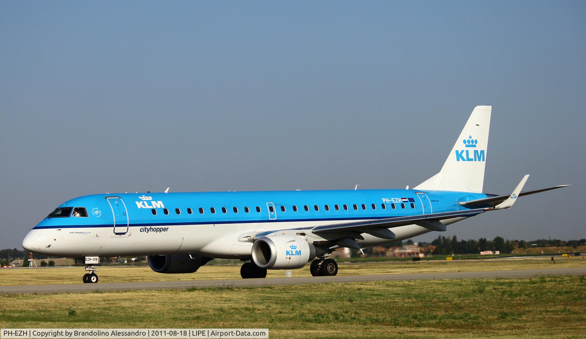 PH-EZH, 2009 Embraer 190LR (ERJ-190-100LR) C/N 19000319, Bologna G.Marconi Airport