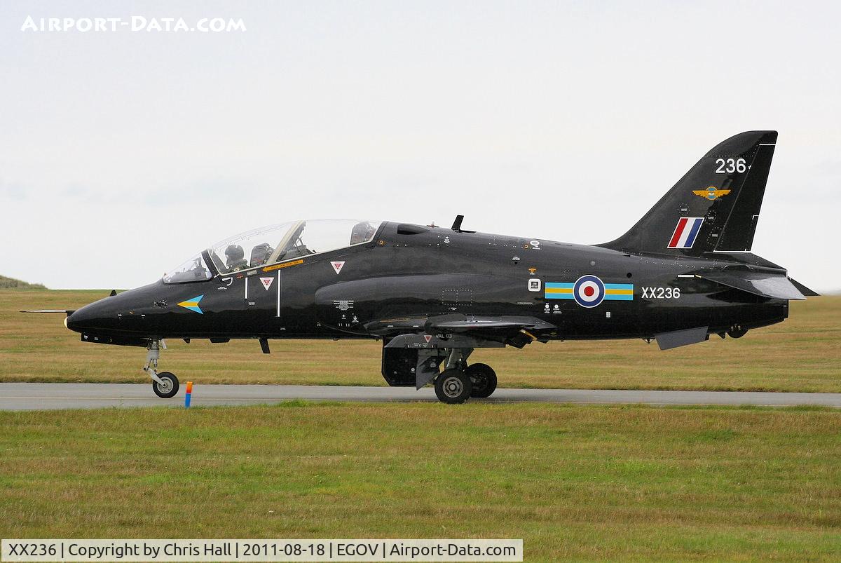 XX236, 1978 Hawker Siddeley Hawk T.1W C/N 072/312072, RAF 208(R) Sqdn