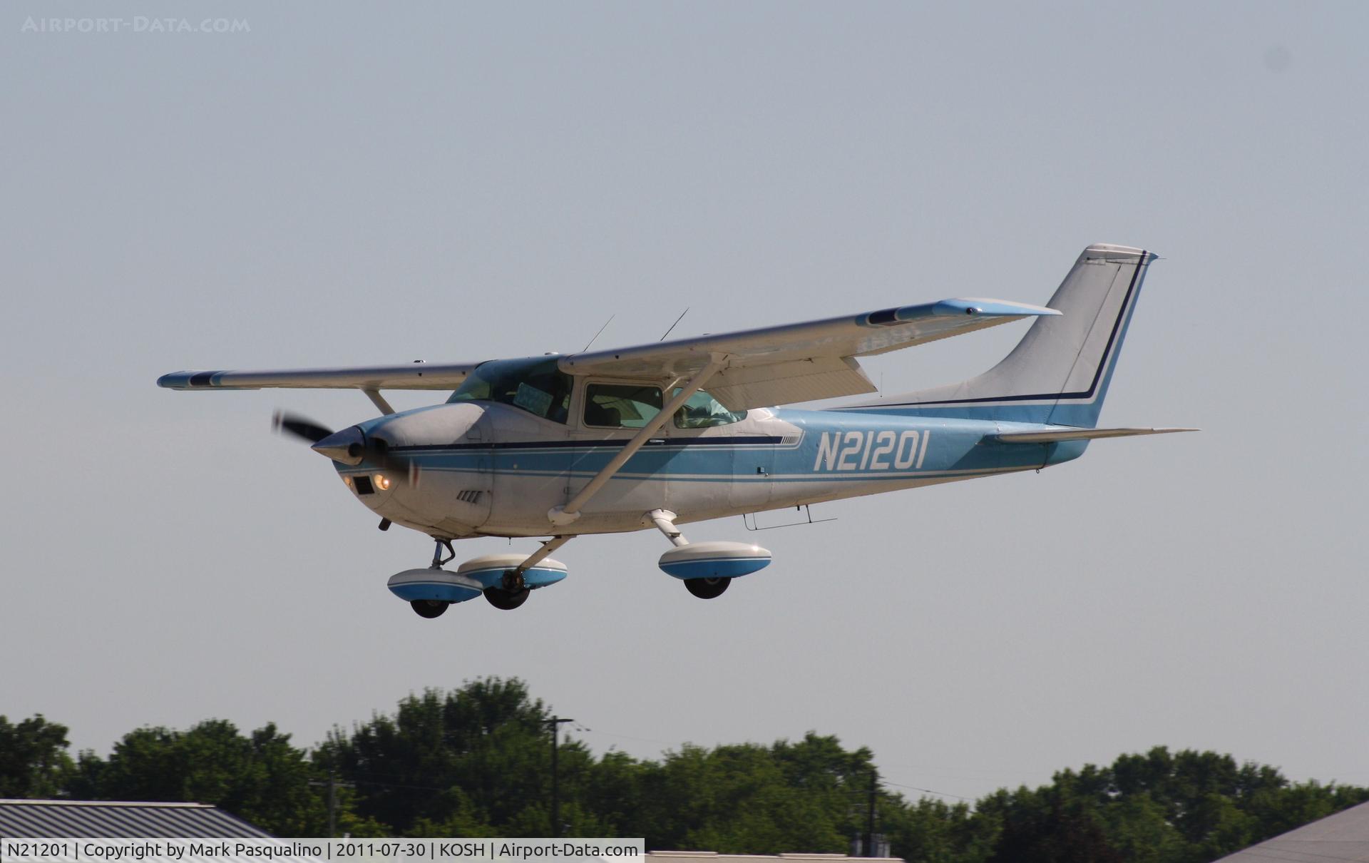 N21201, 1972 Cessna 182P Skylane C/N 18261481, Cessna 182P